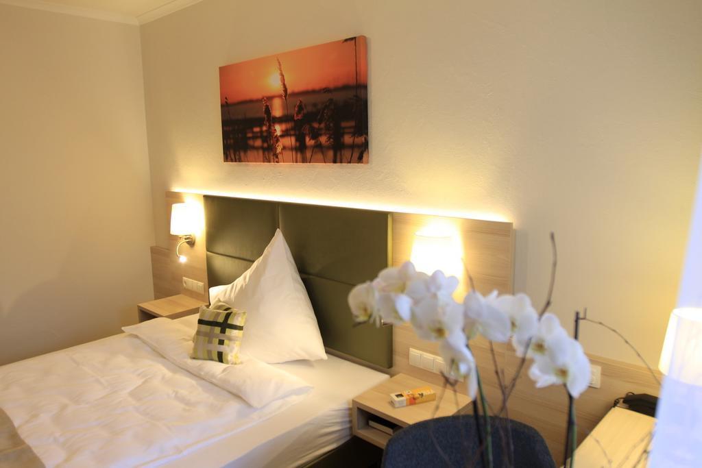 Waldhotel Zum Bergsee Damme Chambre photo